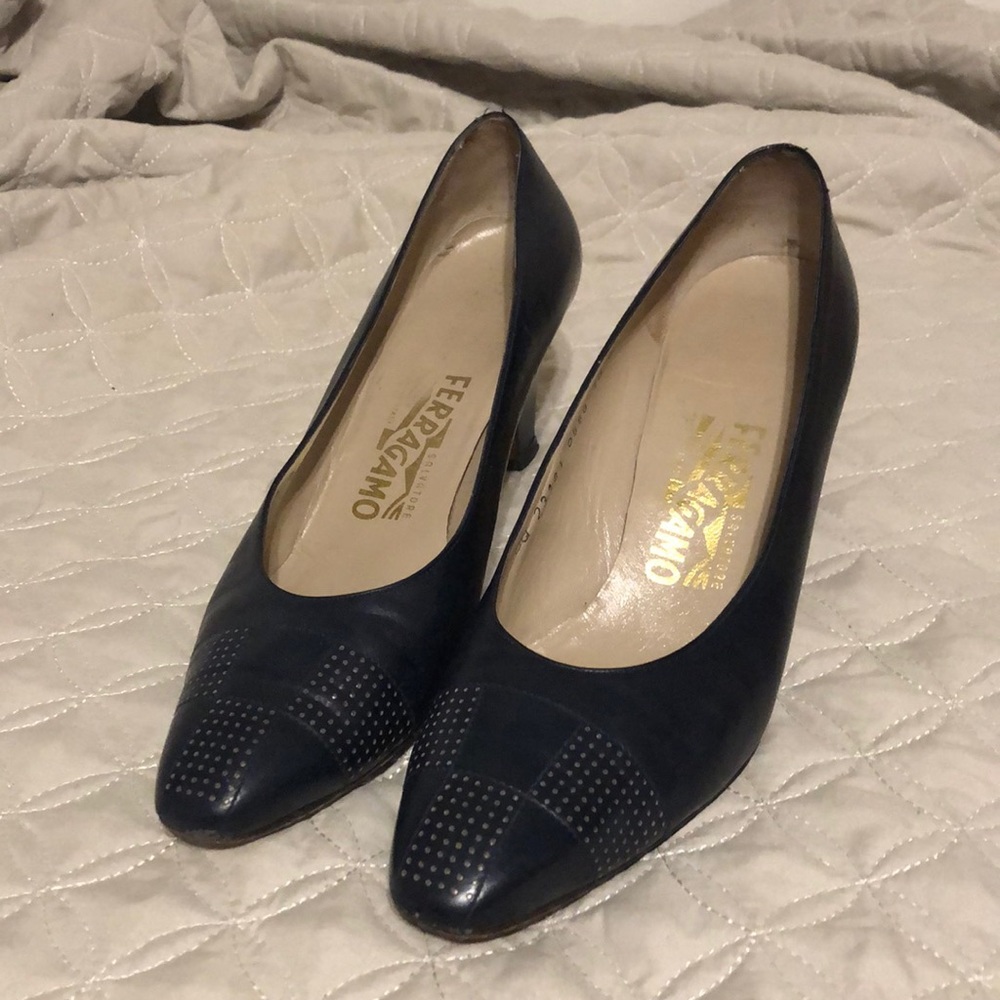 Ferragamo navy heels